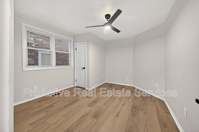 Building Photo - 1316 22nd St