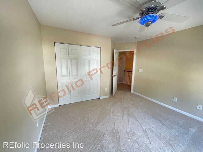 Building Photo - 3 br, 2.5 bath House - 106 Courts Garden Way