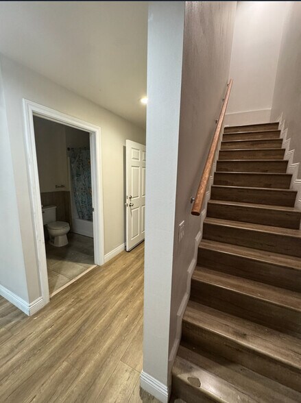 Building Photo - 4159 Rosemead Blvd