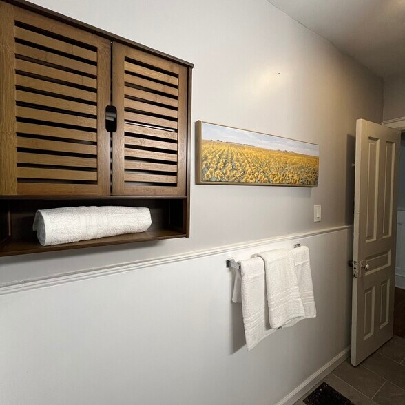 Building Photo - 580 Potomac Ave