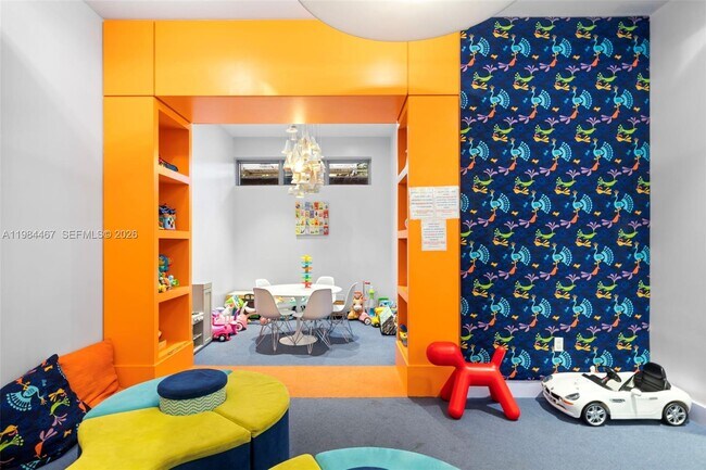 Building Photo - 17301 Biscayne Blvd