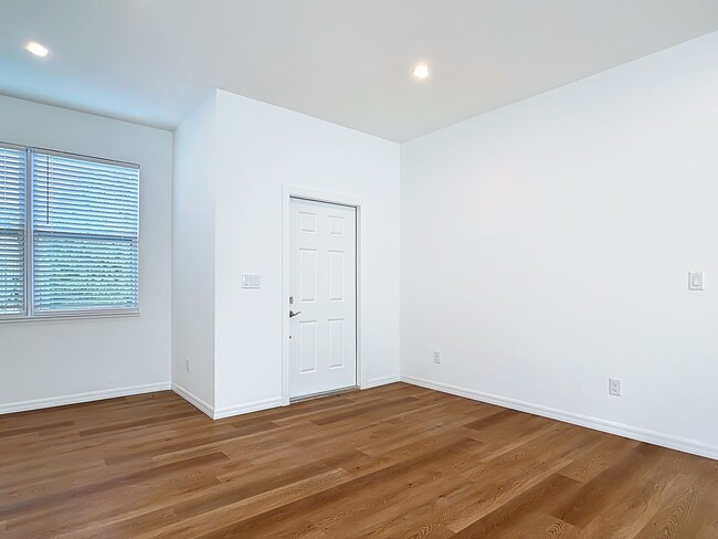 Building Photo - Brand New Home in North Port *3 Bedrooms & 2 Baths*