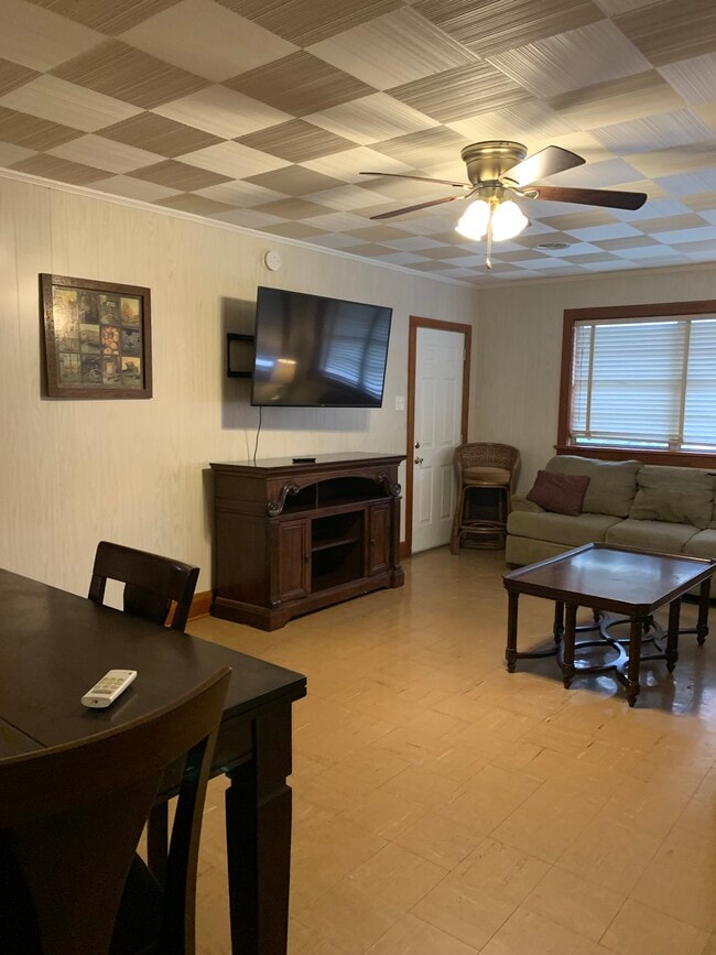 Building Photo - 5306 LA-1