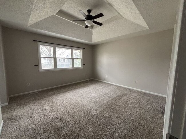 Building Photo - 3BR/2BA w/ Fenced Yard + Patio/Deck and 2-Car Garage in Olathe