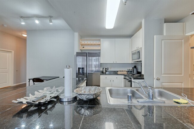 Building Photo - 3505 Sage Rd