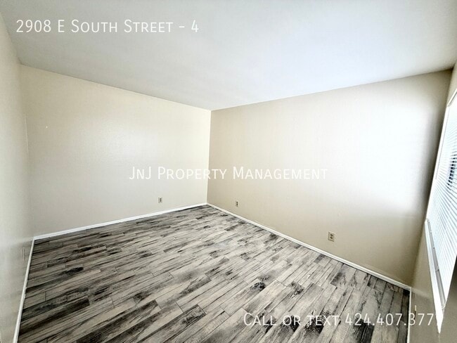 Building Photo - 2908 E South St