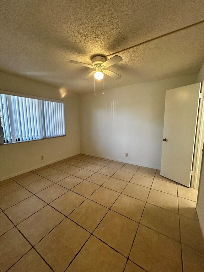 Building Photo - 8020 Hampton Blvd