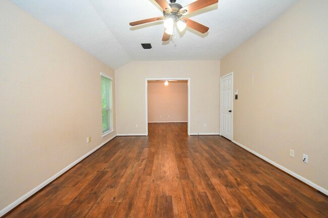 Building Photo - 16302 Ash Point Ln