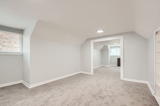 Building Photo - 7449 S Vernon Ave