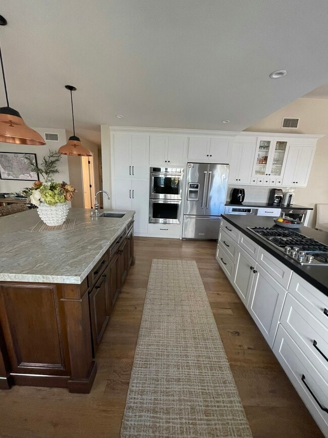 Building Photo - 48 Red Rock