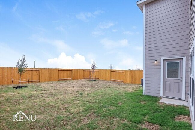 Building Photo - 2934 Jackson Smt