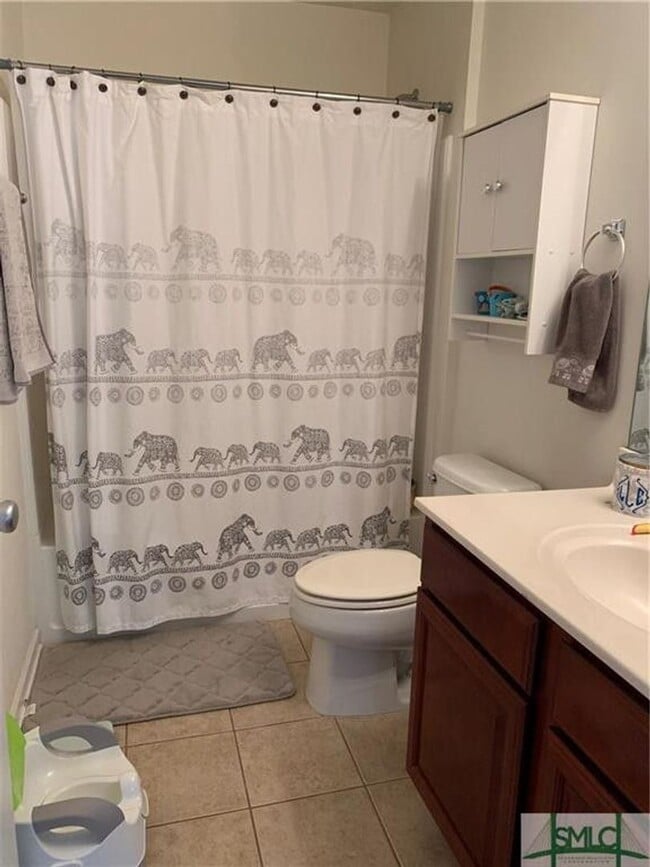 Building Photo - Cute, Convenient Townhome!