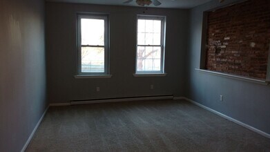 Building Photo - 111 S Linwood Ave