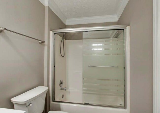 Building Photo - 3321 Serenade Ct