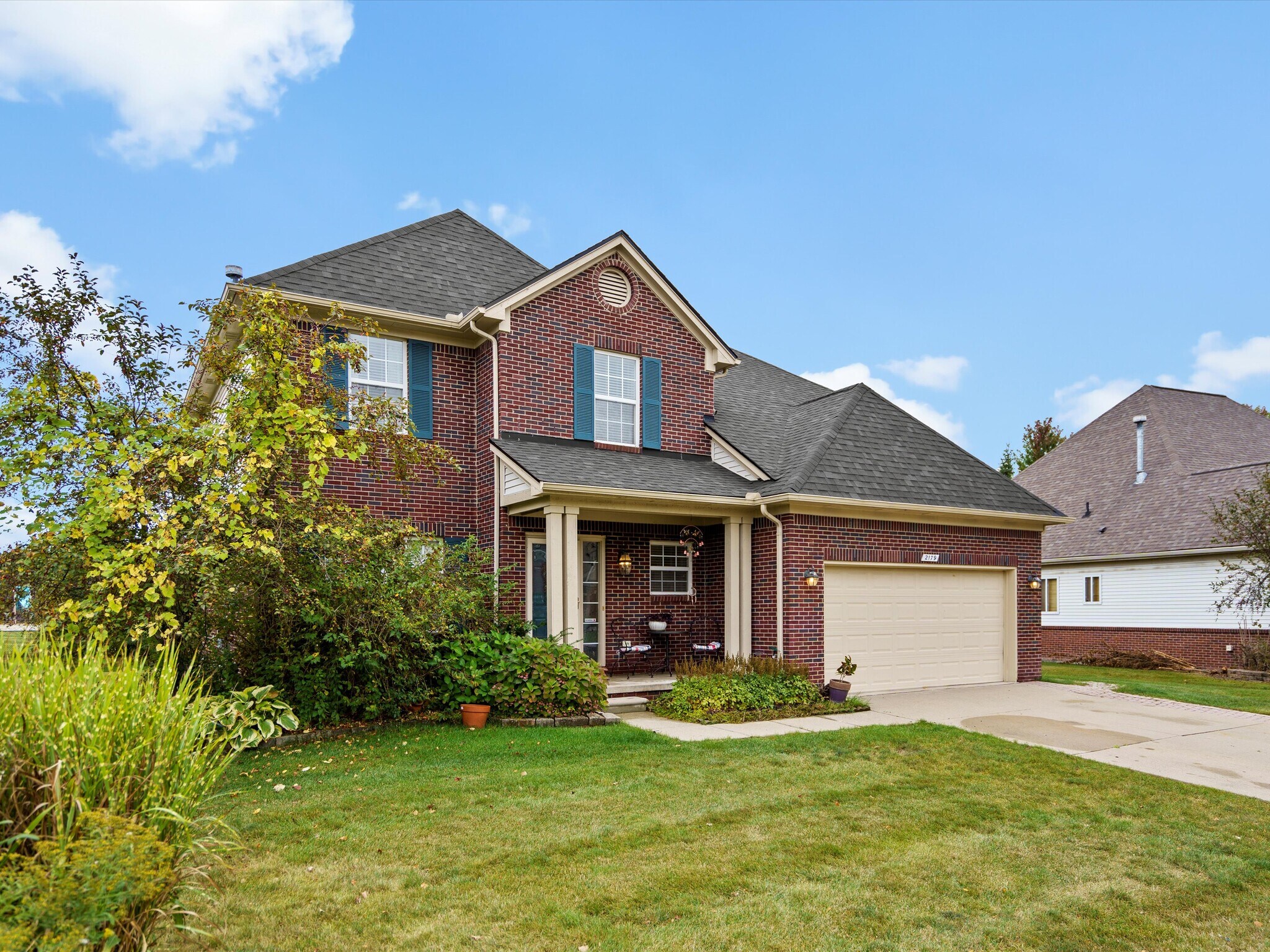 Building Photo - 2179 Lagoon Dr