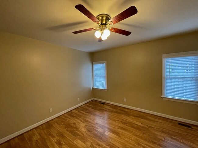 Building Photo - 1017 Bren Arbor Ct