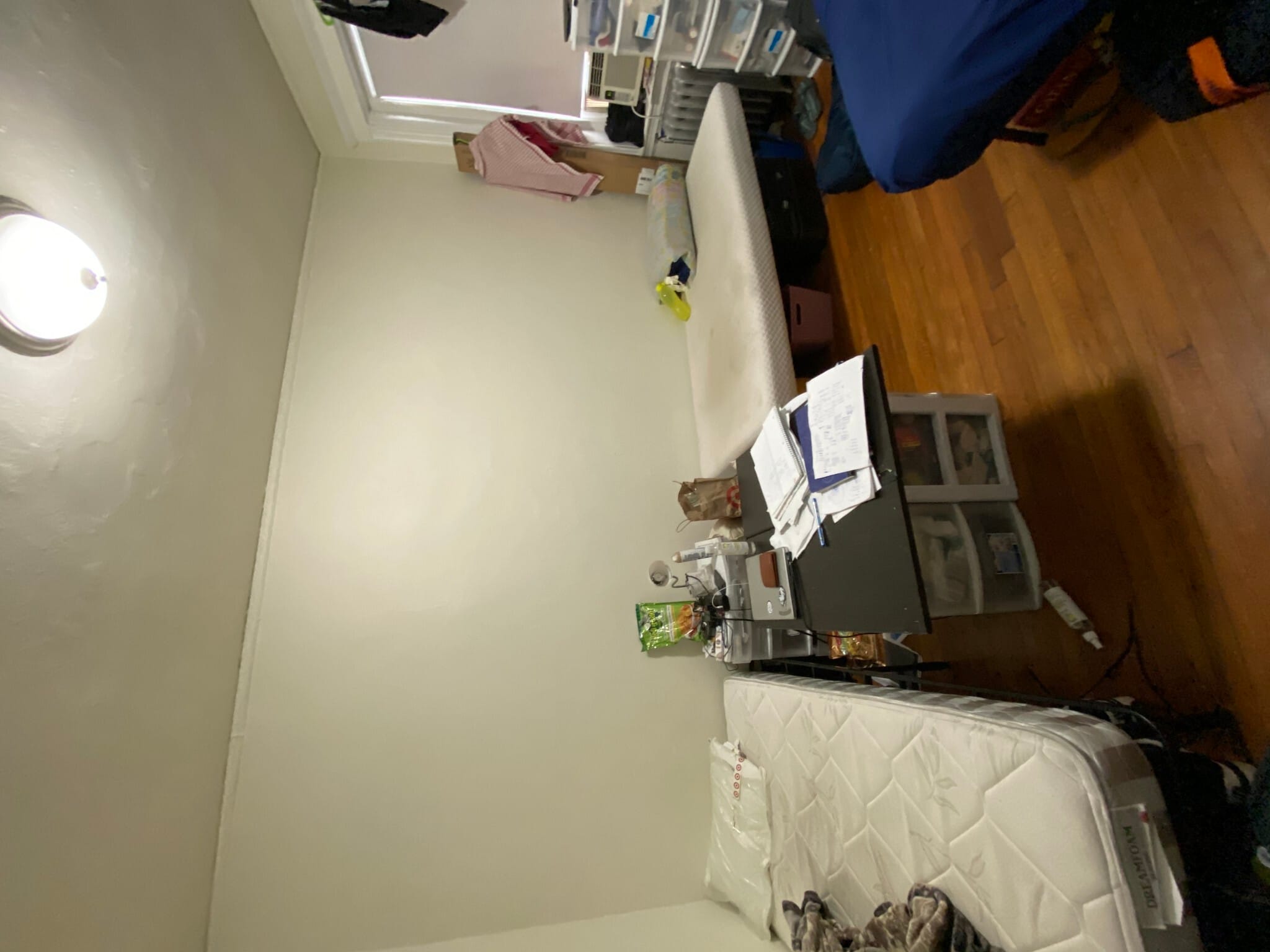 Building Photo - 231 Park Dr