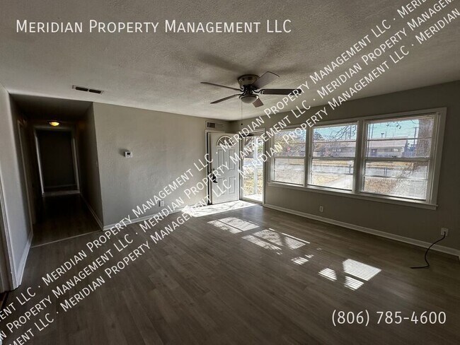 Building Photo - 1602 39th St