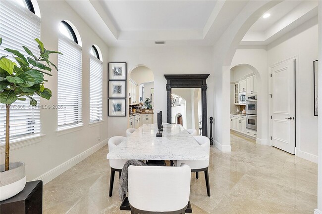 Building Photo - 9564 Exbury Ct