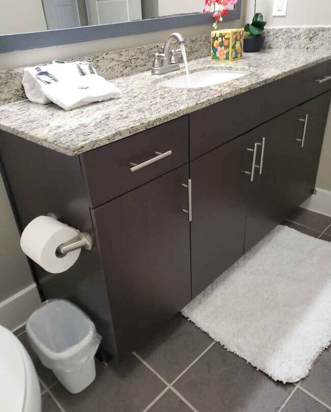 Building Photo - 2017 Al Lipscomb Way