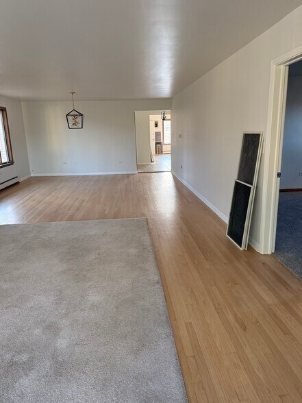 Building Photo - 2442 N 77th Ct