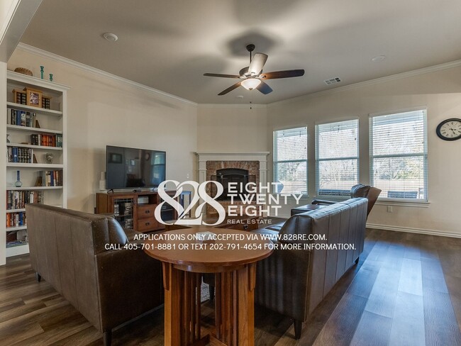 Building Photo - **COMING JANUARY 2ND!!!** STUNNINGLY BEAUTIFUL SPACIOUS 5 BED/3 BATH HOME IN ST JAMES PARK!