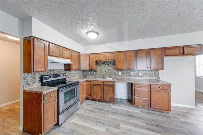 Building Photo - 4101 Tincher Rd