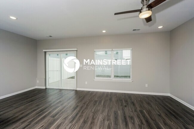 Primary Photo - 3 Bedroom Pet-Friendly Home in Jeffersonvi...