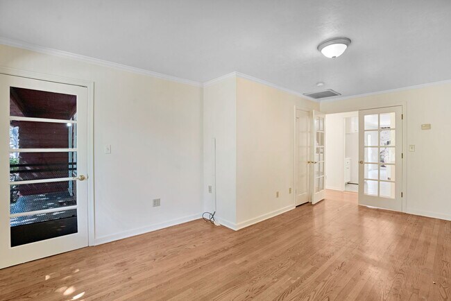 Building Photo - 31638 Lodge Rd
