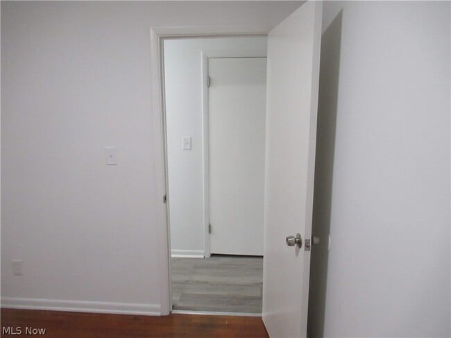 Building Photo - 1811 E 298th St