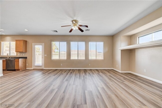 Building Photo - 5716 Breezy Wind Ct