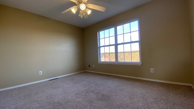 Building Photo - 287 Carmel Valley Way