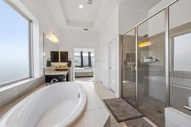 Building Photo - 504 Montalcino Ln