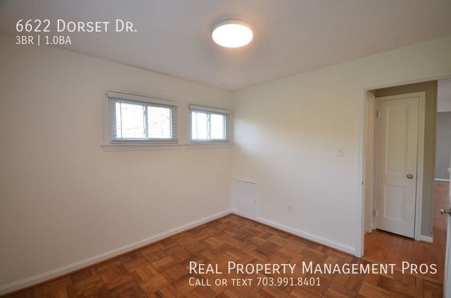Building Photo - 6622 Dorset Dr