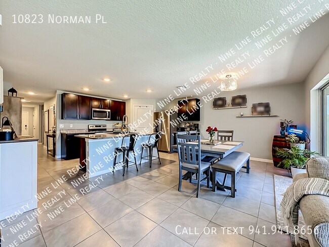 Building Photo - 10823 Norman Pl