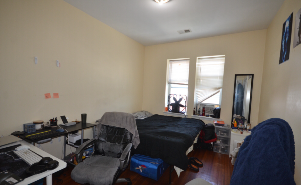 Apt2 - 191 Boylston St