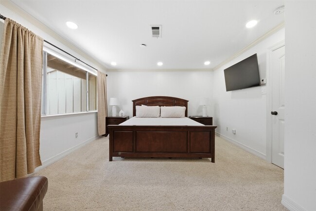 Building Photo - 2209 W Settler's Way