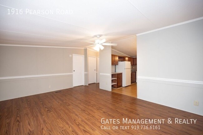 Building Photo - 1916 Pearson Rd