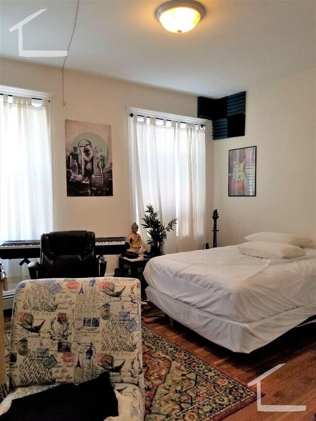 Building Photo - Packard's Corner Area of Allston. Large Fu...