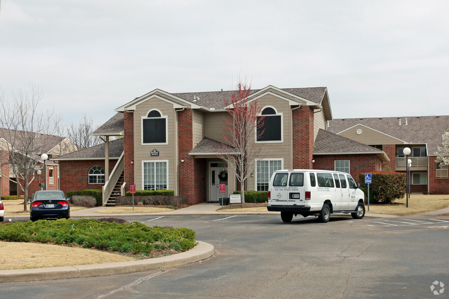 Primary Photo - Rosewood Manor Senior Apartments