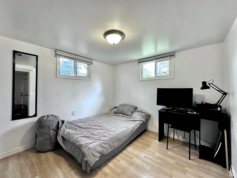 Building Photo - 360 N 900 W