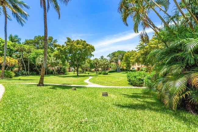 Building Photo - 127 Yacht Club Way