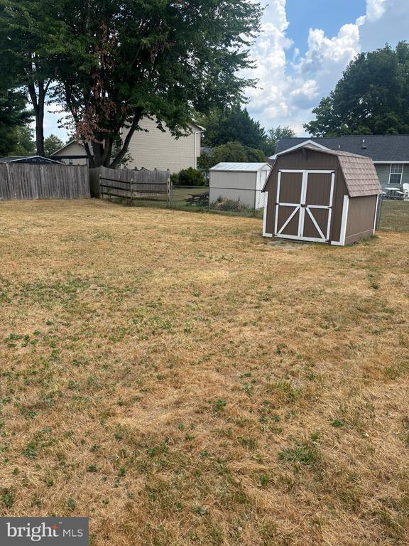 Building Photo - 838 Insley Cir