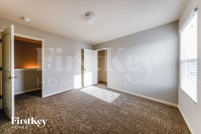 Building Photo - 108 Rosegate Dr