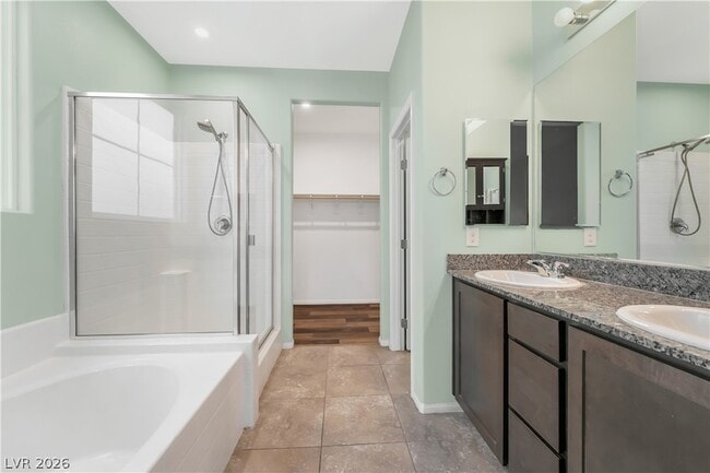 Building Photo - 3728 W Colton Ave