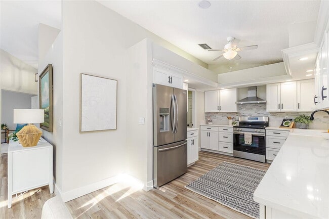 Building Photo - 956 Harbor Town Dr