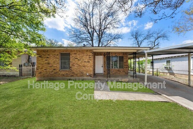 Building Photo - 138 Dora St