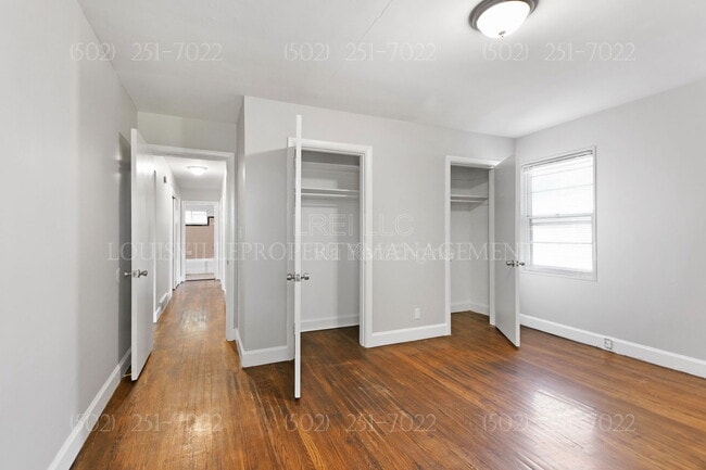 Building Photo - 2211 Gerald Ct