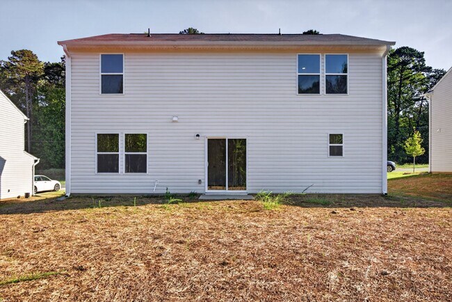 Building Photo - 882 Waterworks Rd