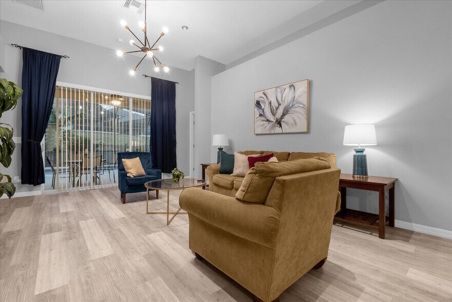 Building Photo - 337 Orista Dr